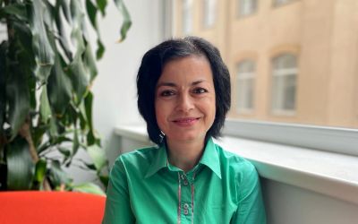 (P)Creditarea direct de pe telefonul mobil: interviu cu Mirela Fodoroiu, expert fintech